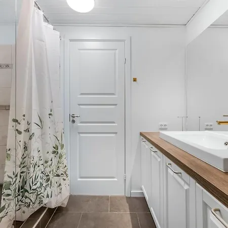 Thomine - 1-5km From The Sea By Interhome *