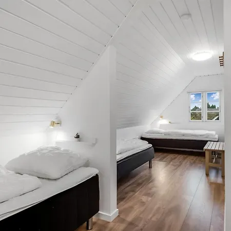 Thomine - 1-5km From The Sea By Interhome *
