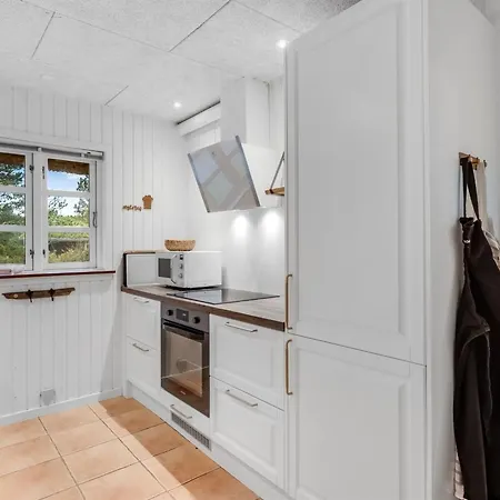 Holiday home Thomine - 1-5km From The Sea By Interhome *